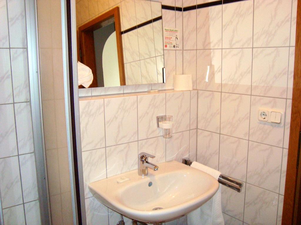 Hotel-Restaurant Handelshof Dortmund Szoba fotó